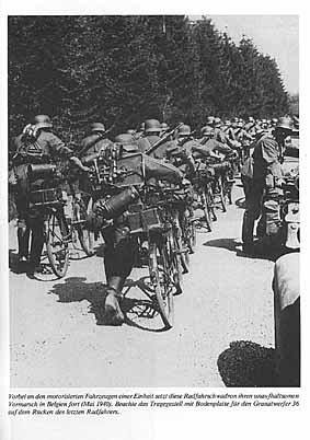 Radfahr schwadronen Fahrraeder im Einsatz bei der Wehrmacht 1939 - 1945