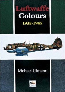 Luftwaffe Colours 1935-1945 ( Hikoki Publications)