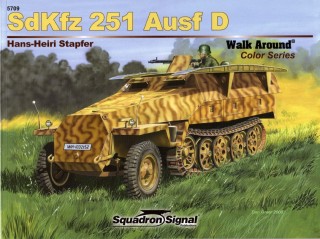 SdKfz 251 Ausf D (Squadron Signal 5709)