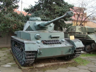 Panzer IV Walk Around
