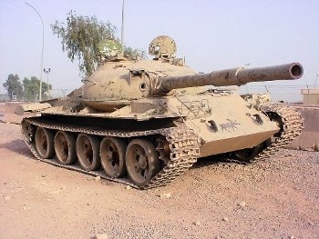 Iraqi T-62 Walk Around