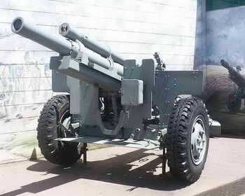  M2A1 105mm Howitzer Walk Around