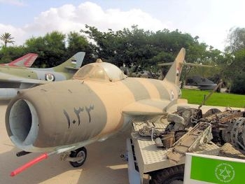 Sirian MiG-17F Walk Around