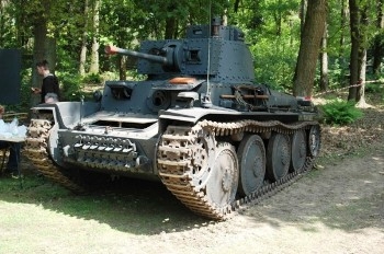 Panzer 38(t) Ausf. G Walk Around