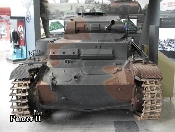 Panzerkampfwagen II F Walk Around