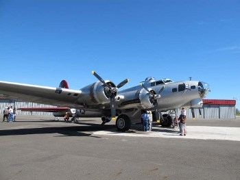Boeing B-17G Flying Fortress Walk Around