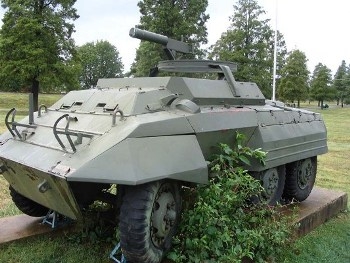 Armored Utiliry Car M20 Walk Around