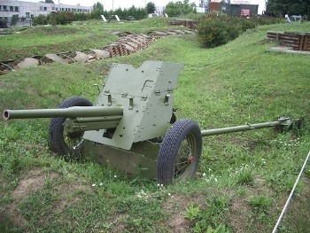 Soviet 45mm Model 1934 anti-tank gun Walk Around