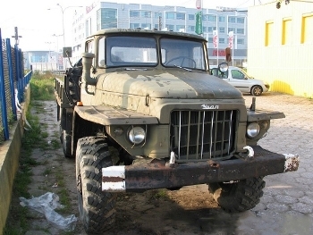Ural-375D Russian general purpose 4.5 ton 6x6 truck Walk Around