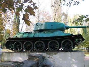 T-34-85 (Sandomierz, Poland) Walk Around