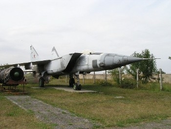 MiG-25BM Foxbat Walk Around