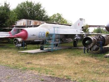 MiG-21bis Fishbed Walk Around