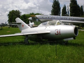 MiG-15 UTI Walk Around