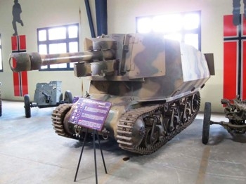 Geschutzpanzer 39H(f) 7.5cm PaK 40 Hotchkiss (Marder I) Walk Around