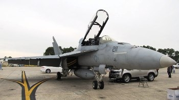 Boeing F-18 F Super Hornet Walk Around