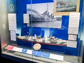 Ship Models - Light Cruiser HMAS Sydney (D48) Photos