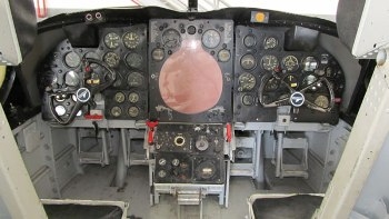 Grumman S-2A Tracker cockpit Walk Around