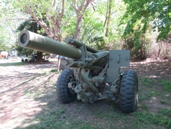 US 155mm M114A2 Howitser on M1A1 Carriage Walk Around