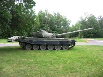T-72 Walk Around