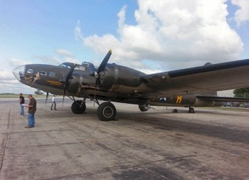 B-17F Flying Fortress 'Memphis Belle' Walk Around