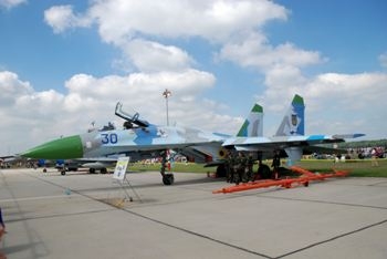 Sukhoi Su-27 (Blue 30) Flanker Walk Around