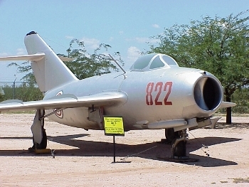 MiG-15bis Fagot Walk Around