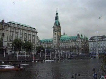  :    .     / Zeitgeschichte: Luftangriff auf Hamburg. Deutsche Stadte in Flammen (1998)DVDRip