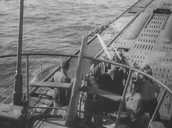 Голоса гитлеровской армии: ПОДВОДНЫЕ ЛОДКИ - Железные гробы / Voices from Hitler's Army: U-Boats - Iron Coffins (2000) DVDRip
