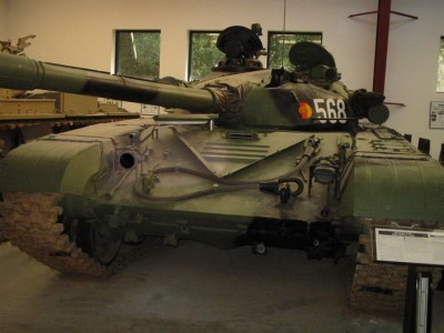 T-72 Walk Around