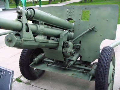 Soviet 76mm Zis-3 Field Gun Walk Around