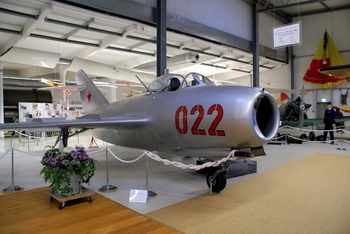 MiG-15 Walk Around