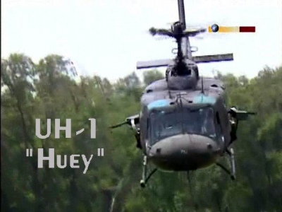 Flugel aus Stahl UH-1 Huey