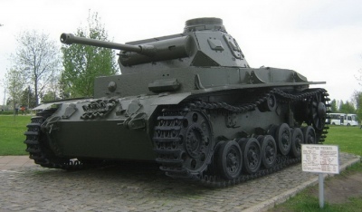 PzKpfw III Ausf G Walk Around