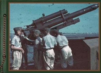 Fotoalbum aus dem Bundesarchiv. Flugabwehrkanone Teil 2