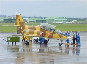 Учебно-тренировочный самолет МиГ-АТ