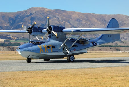   Catalina   Canadian Vickers PBV-1.A Canso (2 )