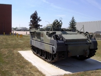 M113 Lynx Walk Around