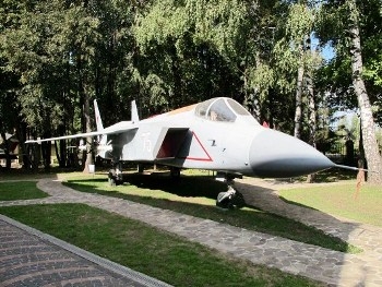 Yakovlev Yak-141 Walk Around