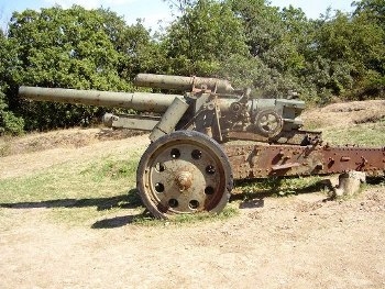 15 cm Howitzer sFH 18 Walk Around