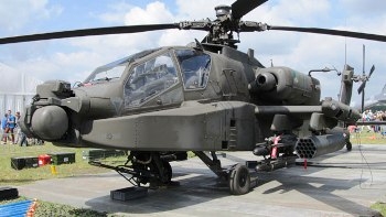 Boeing AH-64D Apache Walk Around