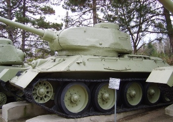 T-34-85 Walk Around