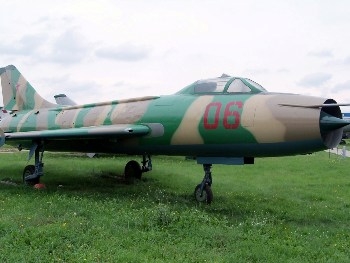 SU-7B Walk Around