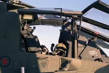 McDonnell Douglas AH-64A Apache Walk Around