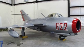 MiG-15 bis Walk Around