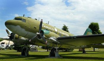 Douglas C-47 Dakota Walk Around