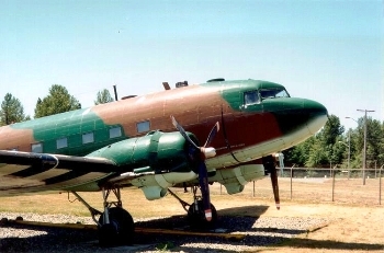 Douglas C-47 Skytrain [Walk Around]