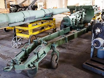 Watervliet Arsenal Museum - Modern Artillery Photos