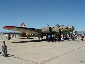 Boeing B-17G Flying Fortress Walk Around