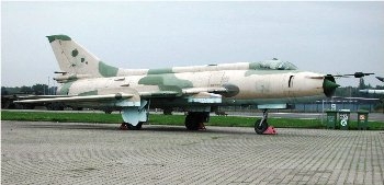 Sukhoi Su-20 Fitter-C Walk Around
