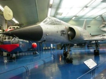 Dassault Mirage III.V Walk Around